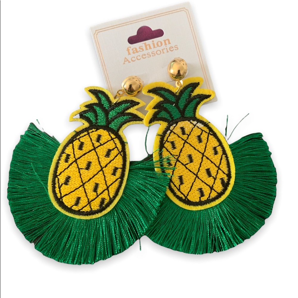 Earring pinapple